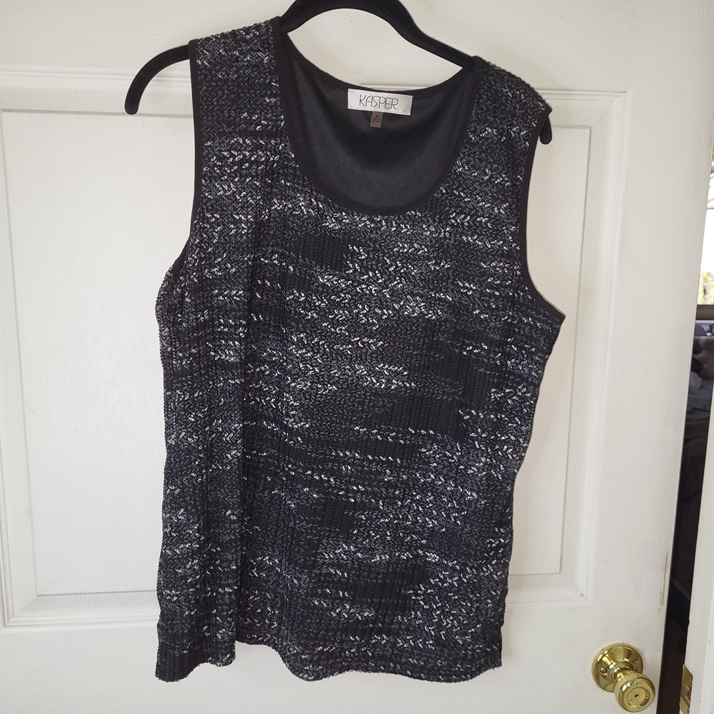 Kasper Women's Black and Gray Sleeveless Top